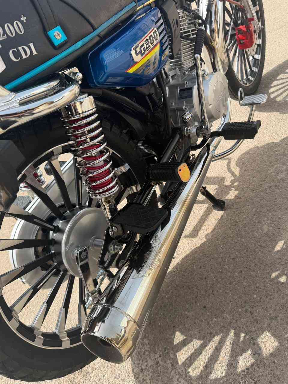 دراجة سونك 25لاصلي محرك200cc دراجة زيرو ماشية الف ونص  يعني زيرو دراجة مكفولة حتى من شخط منزلهة قبل سبوعين  سعر 
950قفل قفل بدون عملة لان زيرو دراجة  مكان بغداد احسينية لراشدية


**إذا كنت صاحب هذا الإعلان وتريد حذفه لأي سبب، رجاءا أرسل رسالة إلى الدعم الفني**