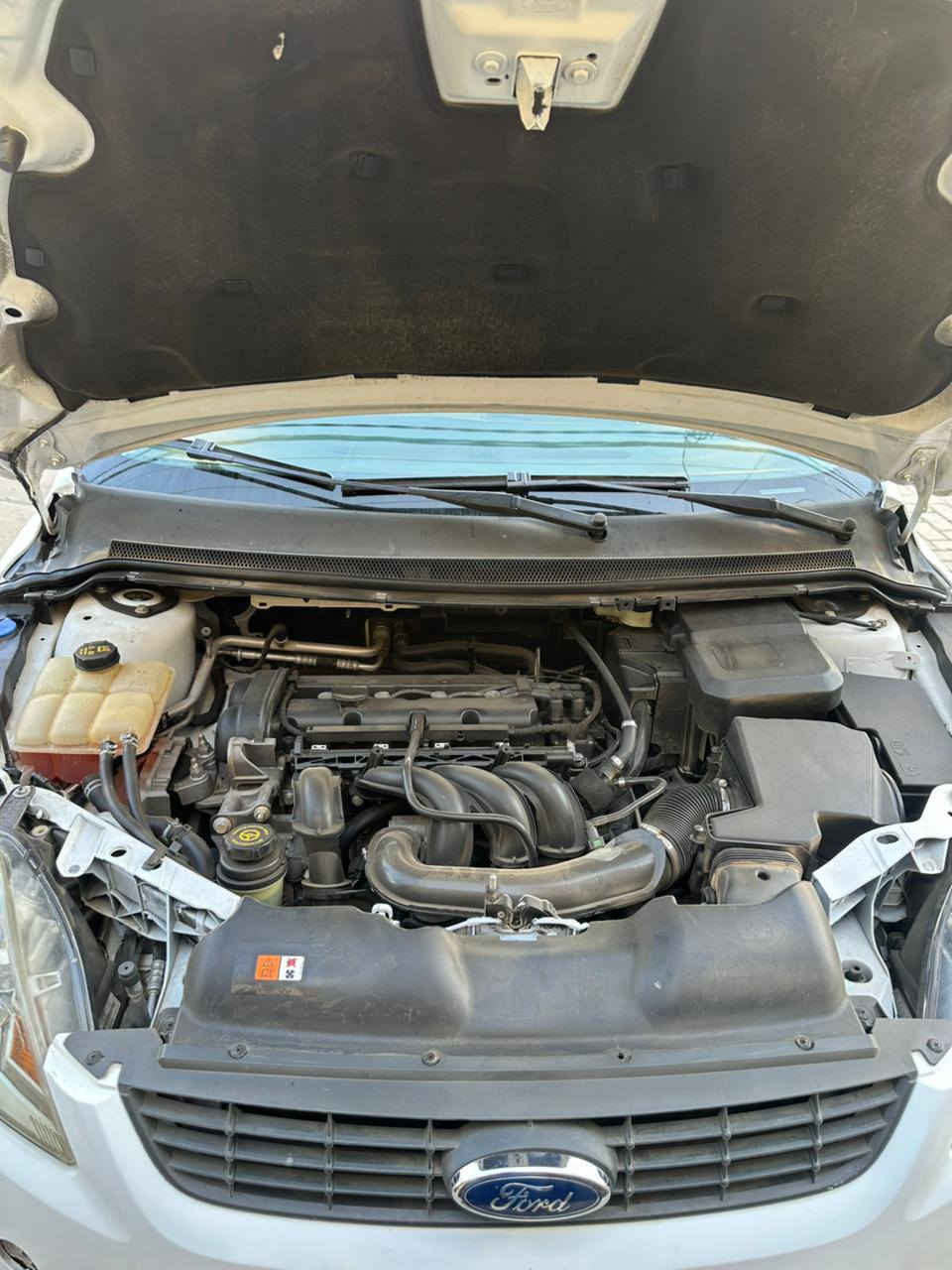 فۆرد فۆکەس 2010 گێڕ ئۆتۆماتیک 
سەنەوی تا ۲٠۲۸ تازەیە
دینار مەسرەفی تێدا نیە 
سەیارەیەکی جوانە و زۆر مەزبوتە 
هەموو گیانی بەشەرت ماڵی دۆستە 
گێڕ و مەکینە بەشەرت 
جام کارەبا سپی بەفری 

نرخ : ژمارەک دابنێ لە کۆمێنت بە تایبەت دێت 🤖 

سەیارەکە زۆر بێ مەسرەفە 
تەقە و رەقەی تێدا نیە 

بۆ پەیوەندی کردن بە خاوەنی 

***********
