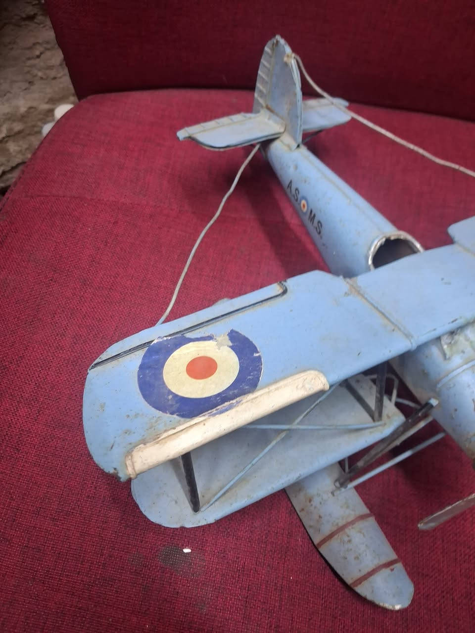 طيارة قديمه صنع انكليزي السعر ٢٥ الف بيه شويه اضرار تصلح


**إذا كنت صاحب هذا الإعلان وتريد حذفه لأي سبب، رجاءا أرسل رسالة إلى الدعم الفني**