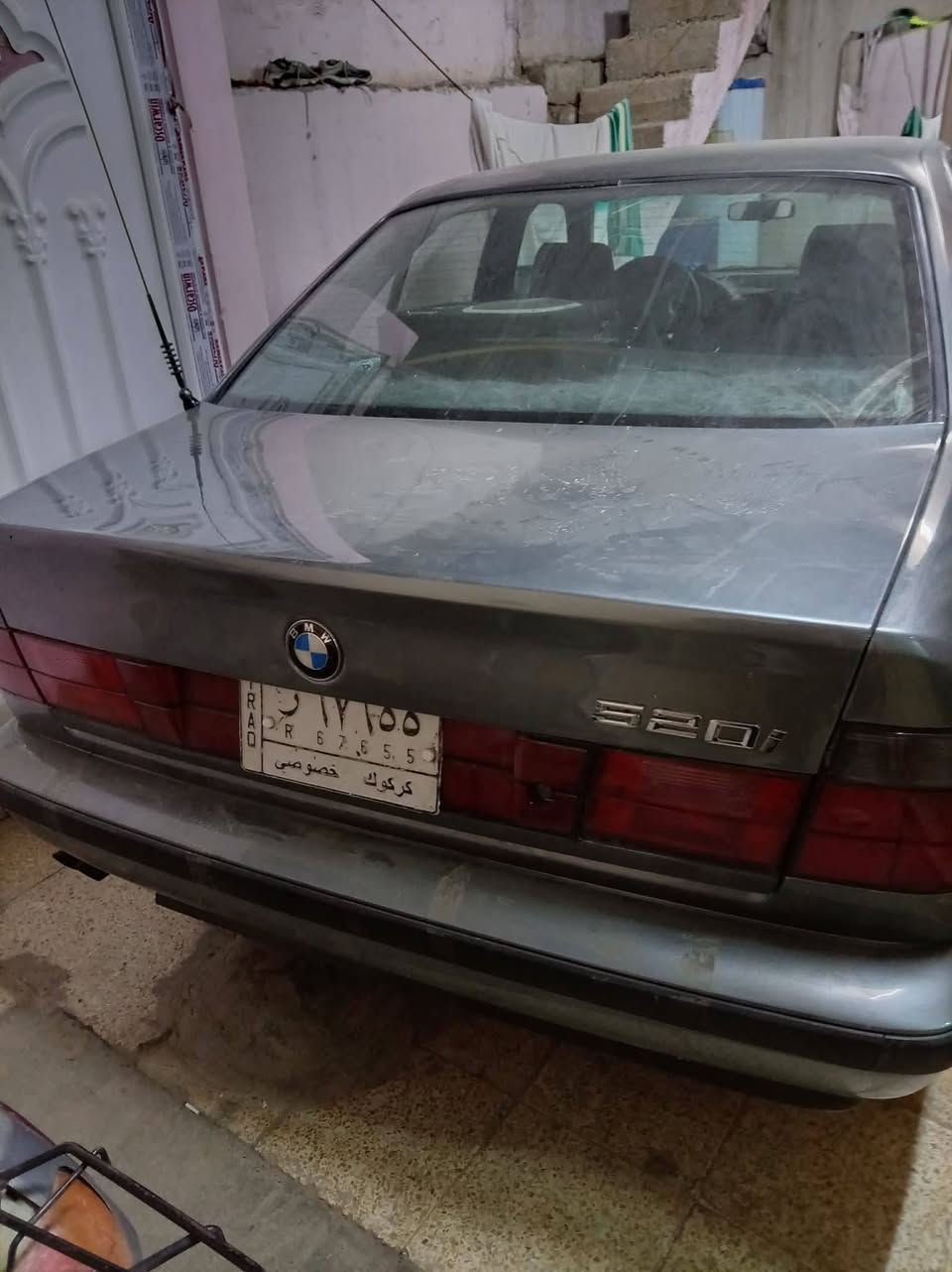 السلام عليكم بي ام 520 كير عادي مكينه فل صبغ عام جماليه
داخل جلد كهربائية شغاله طخم امامي خلفي جديد 
لايت زينون العنوان موصل جانب الأيمن صناعه القديمه 
***********
***********
