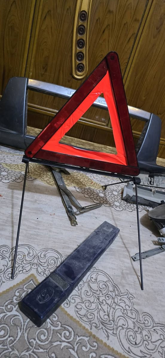 ***********باب كامل ضرر مثال ما واضح ماطور جام ثنين علامه مروريه كيجات شباج درع امامي تالبيسات جلد زوج مصدات وباقي الغراض مثل ما واضح بثوره كلمن وسعرها المكان النجف
