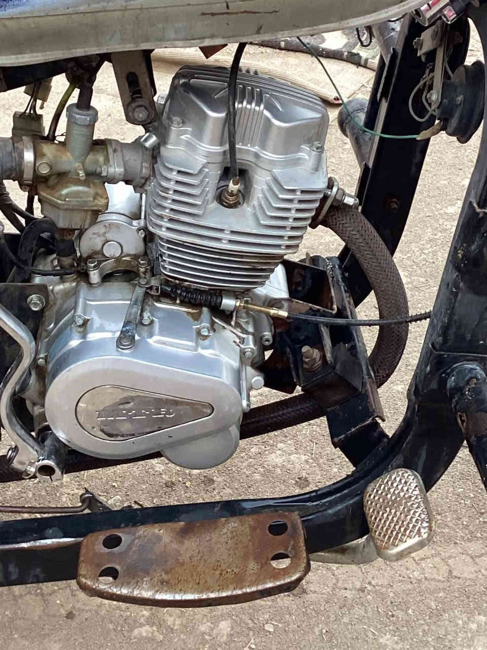 السلام عليكم ستوته للبيع 2018 رقم ألماني ابيض نجف كهربائيات شغله السعر 1800وبيه مجال *********** اتصل وبيك خير ودلل
