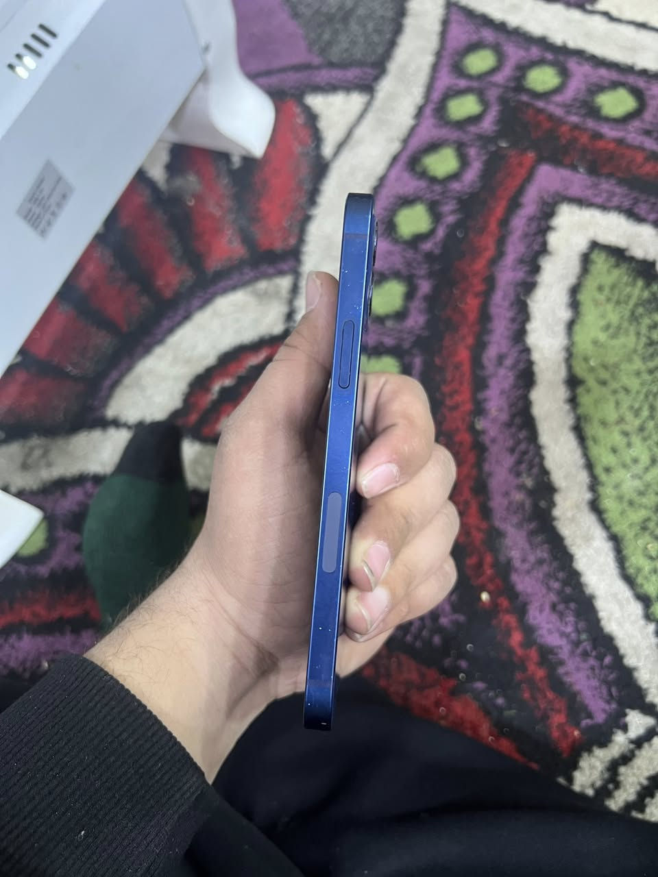 سلام عليكم ايفون 12عادي. جهاز ومع من ايدي انضرب كلاس و سماعه فوك وكفت جهاز مكفول وتر بروف كله بلادي  السعر 230وبي مجال الطيبين مكاني بغداد حي جميله 
‏***********
