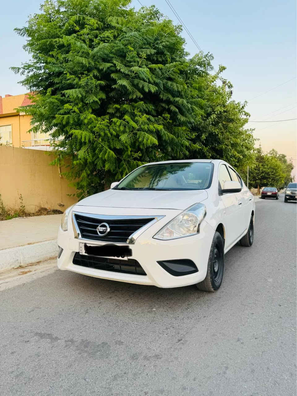 سلام علیكم
 لاكشمیبای ٢٠١٦ بێ بۆیاخ
 یه‌ك ته‌عدیل و جه‌مپه‌كی خه‌فیفی پشتی
١٢٩ هه‌زار رۆشتوه‌ 
گێرو مه‌كینه‌ به‌شه‌رته‌ سه‌نه‌وی نوێیه‌ به‌ناوی خۆمانه‌
چوار تایه‌ی نوی له‌ ژێره‌ 
*********** أربيل, العراق
