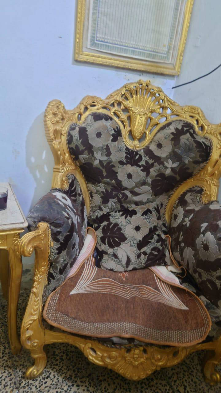 السلام عليكم تخم للبيع عنواني بعقوبة قرب المسبح الاولمبي طبلاته مرمر اصلي السعر350وبي مجال ***********
