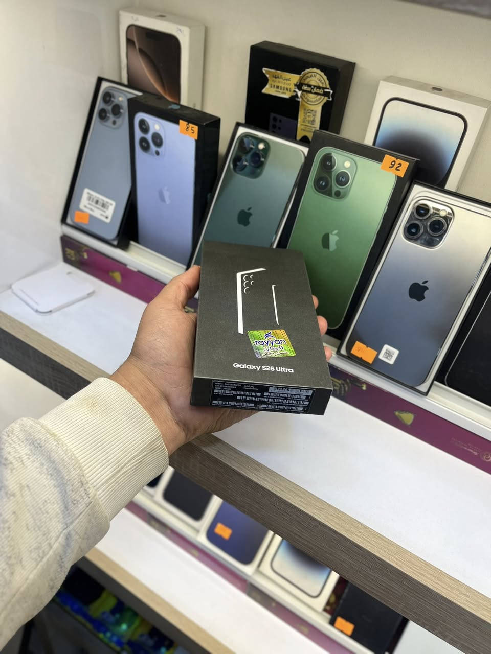 التره s25 جديد مامفتوح من كارتونه
ذكره 256 

لونه مميز تفاصل اكثر الأمير للموبايل فلكه حبيب رعاش رسلني او تصل ***********
