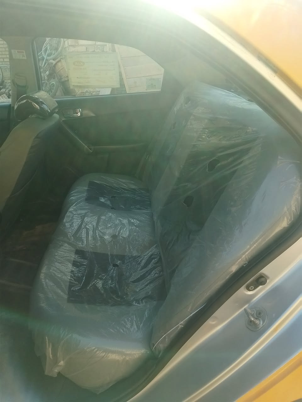 سلام عليكم فوتي 2013 للبيع سياره ماناقصهه شي كير مكينه مكفولات مجنبزه احله من صوره حادثهه جاملغ امامي سعر90بيهه مجال بصيط *********** مكاني بغداد
