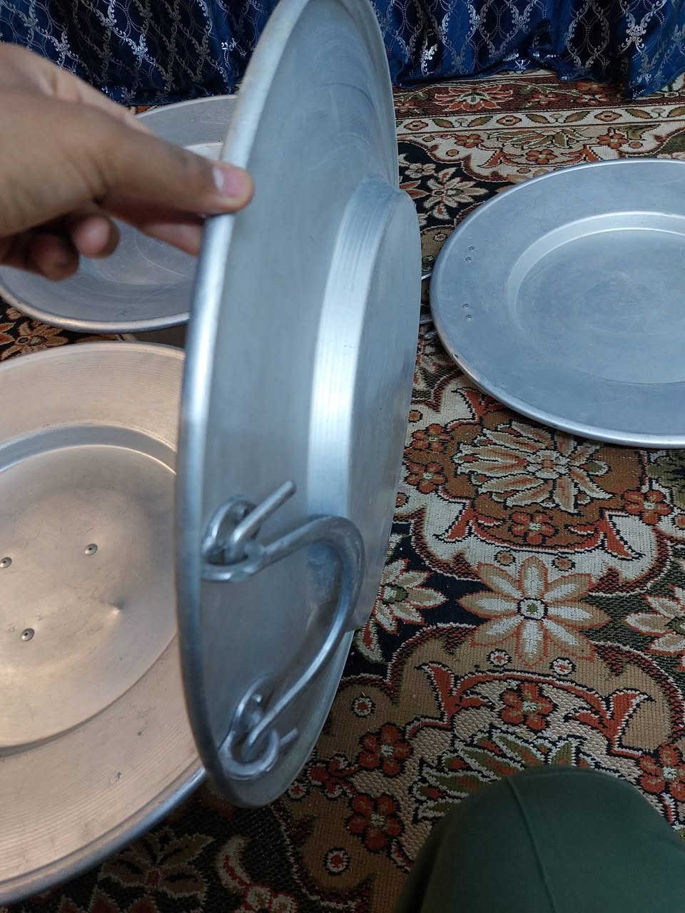 صواني مفطح عدد ٤
 قياس ٦٥
الكبار على ٢٠ الواحد 
الباقي على ١٥ الواحد


**إذا كنت صاحب هذا الإعلان وتريد حذفه لأي سبب، رجاءا أرسل رسالة إلى الدعم الفني**