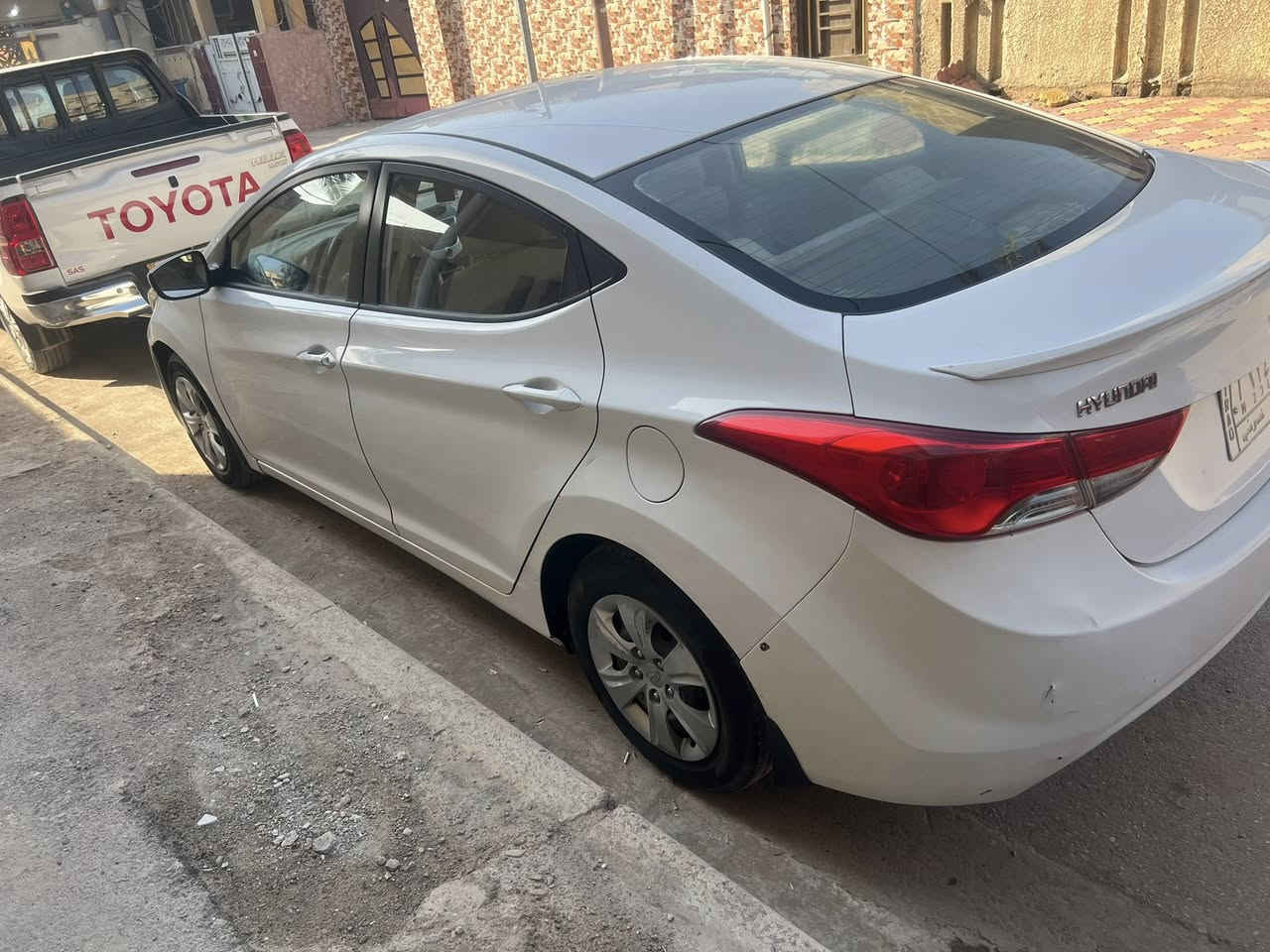 النترا ٢٠١٢
خليجي رقم بغداد باسمي
مواصفاتها 
تحكم 
اشاير بل مري 
ايكو 
اي بي اس 
محرك ١٦٠٠ بدون اي دوانز
تبريد 
تخم تاير
كير مكينه مكفولات 
سياره جديده 
مكان السياره بغداد
عارضها  ١٠٥
***********
