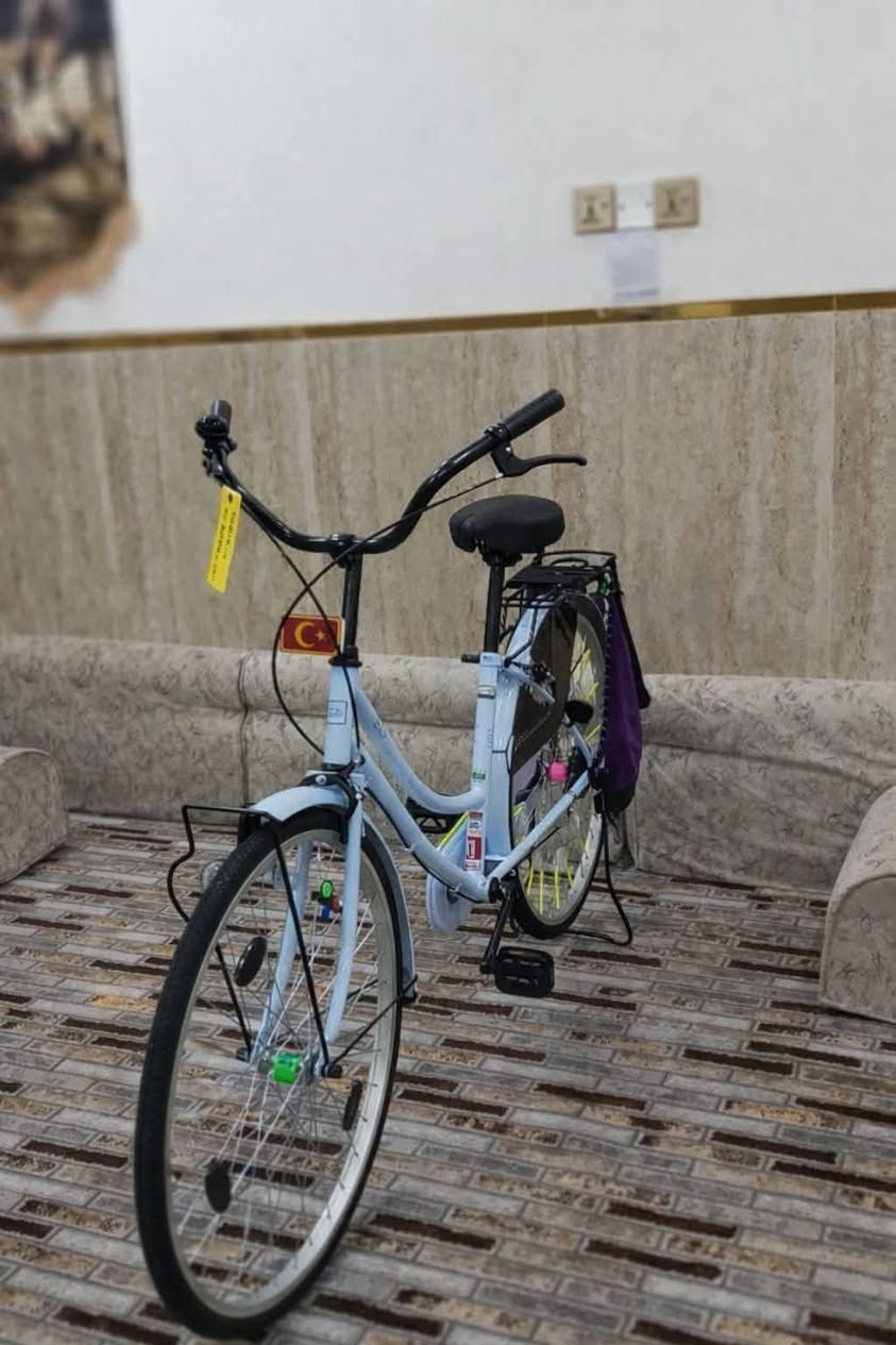 سلام  عليكم باسكل البيع حجم 26 مديل 22 شرط جديد الوك الون بيض ثلجي  ماخذه من كرار ابو نقش سعره 170 قفل اذا موشراي لا تعبني نضافه 100\100


**إذا كنت صاحب هذا الإعلان وتريد حذفه لأي سبب، رجاءا أرسل رسالة إلى الدعم الفني**