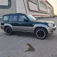 يالله سلام عليكم للبيع بدون مراوس؟؟ هونداي تريكان 7 راكب  موديل 2001 م...