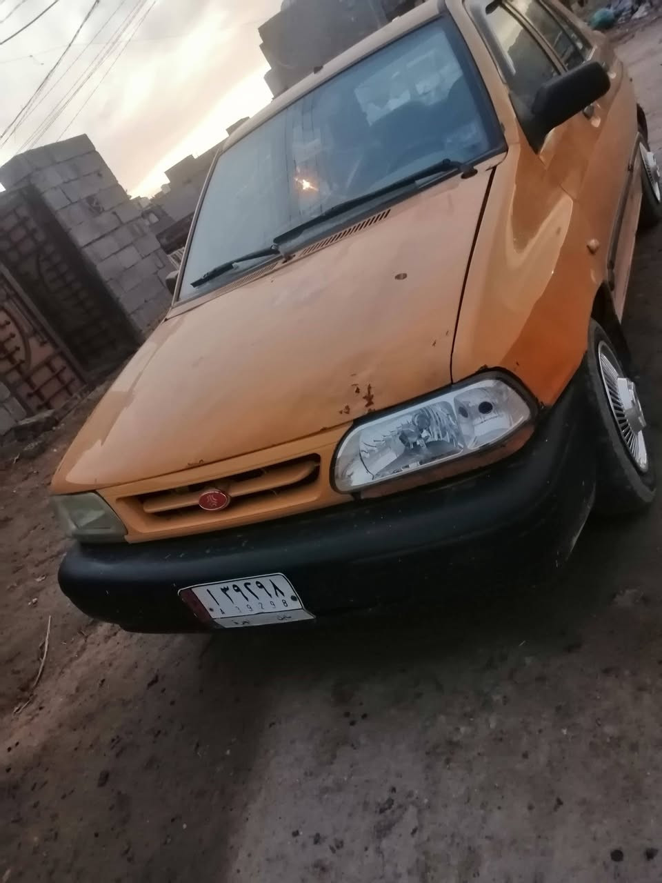 سلام عليكم من رخص الإدمان مدير الكروب المحترم سايبه رقم بابل موديل 2015مصفره هيه وخرامات راعي موجود يحول كير ومكينه خير من الله سعر 25وبيه مجال لاستفسار تصل *********** مكاني كربلاء قرب سيد سماعيل
