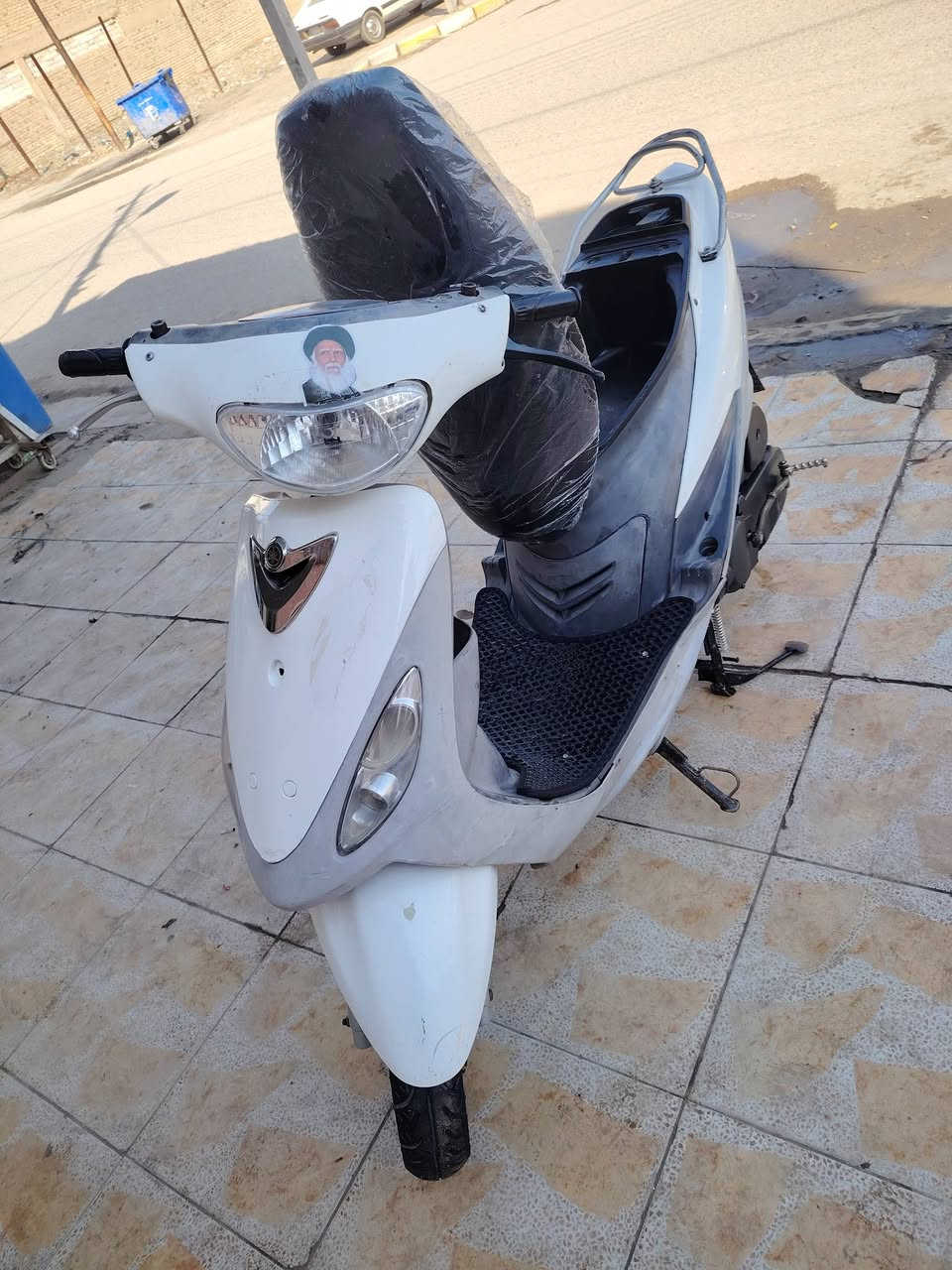 ماكس منغولي البيع وراق ابسمي دراجه كله شغاله مكينه مزوده ابوشه 55 شلعه ومشى رايده اب 650 وأبيه مجال *********** مراسله واتساب
