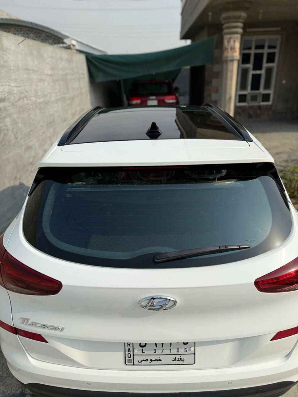 توسان الكاصد موديل ٢٠٢١ خليجي فول الفول مكفول كفاله عامه بيها رصعه في باب السكن الخلفي على وضعها فول مواصفات سقف بنوراما المقاعد كهرباء صندوق كهرباء حساسات أمامي خلفي لايت خمس عدسات ترحيب عند الأقتراب مري شفط كشن مخمل جديد السياره على وضع الشركه جديده كلش  .. السعر ٢٢٠ $ للجناي حك الجيه يدلل مكاني الفلوجه النساف. هاتف ***********
