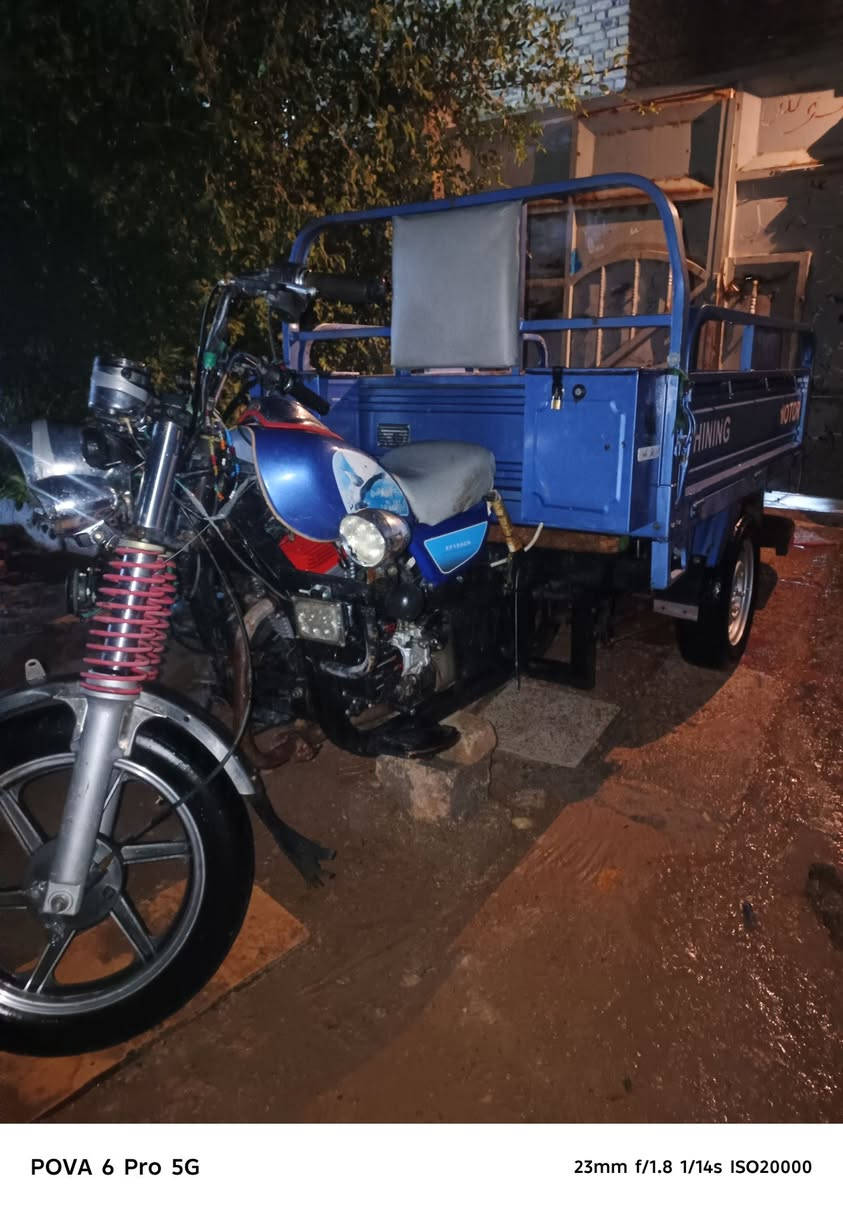 سلام عليكم ستوته البيع موديل 2022 محرك جديد 200 دولفين محجر وياهه وكبات ومصطبات النضافه فول والسعر اتصل عله هاذه الرقم وبيك خير وتدلل ***********
 المكان نجف عامود 130
