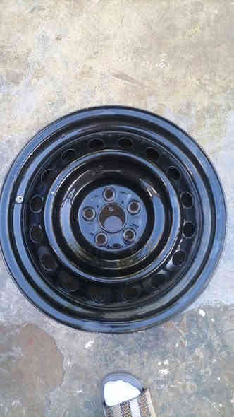 السلام عليكم شباب لبيع ثلاث تايرات هلو إنتاج (24) نضافتهن/10/75ورابع4وياله مال كورلا حجم/16/ ب 150 الف 
***********
