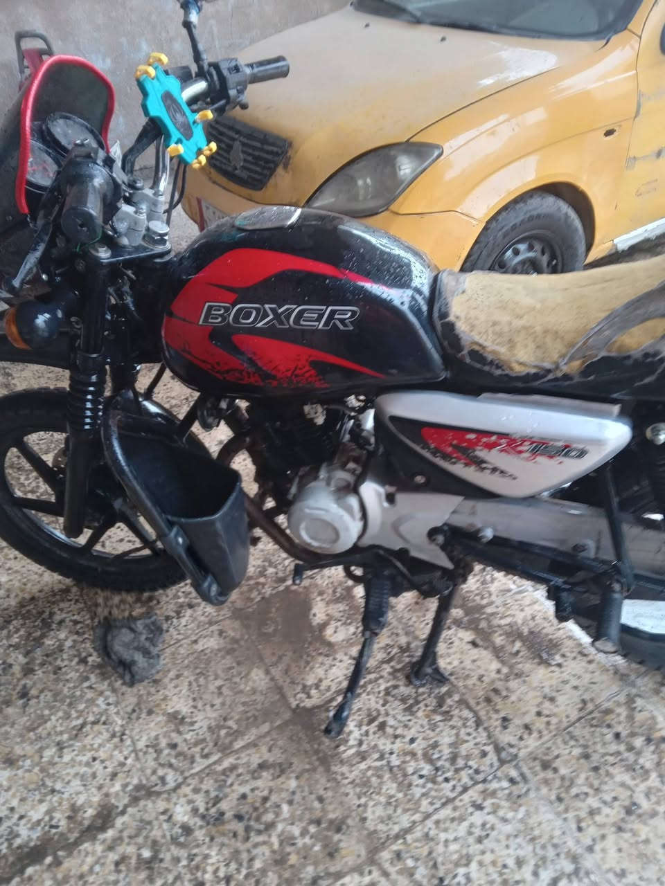 سلام عليكم بوكسر مديل و21نازله بل 22دراجه مكفوله من كلشي ورقم وسنويه تحويل ثاني يوم الواصل ***********السعر مناسب مستعجل عل بيعه
