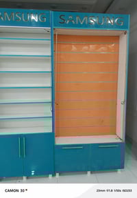 فاترينات محل درجة اولى مال معمل عدد 6 +ميز الوحدة بمية الف مفرد او جمل...