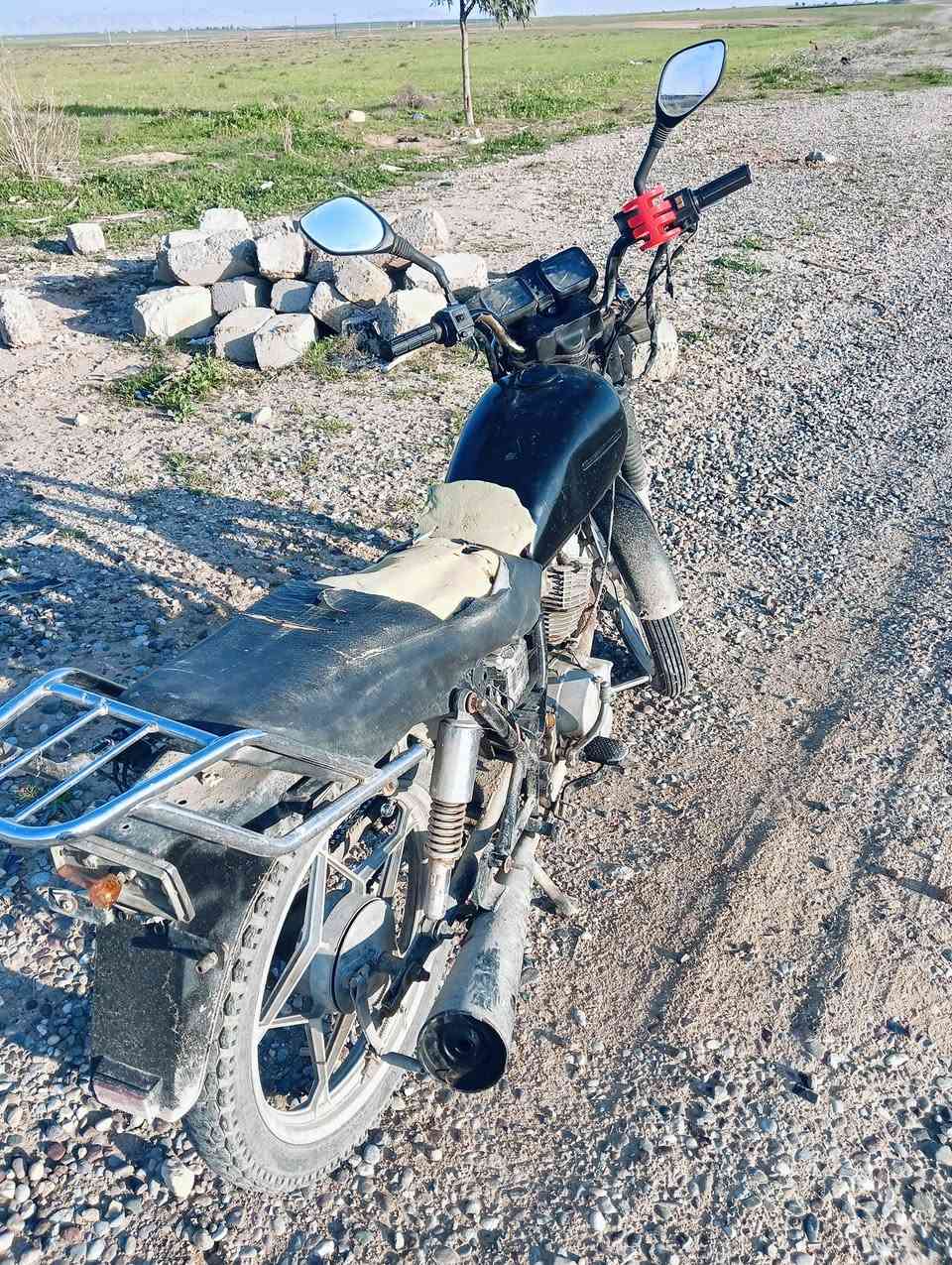 موطور للبيع شقال كامل كهربايات شقاله السعر 170وبيه مجال للطيبين خابر وتدلل ***********
