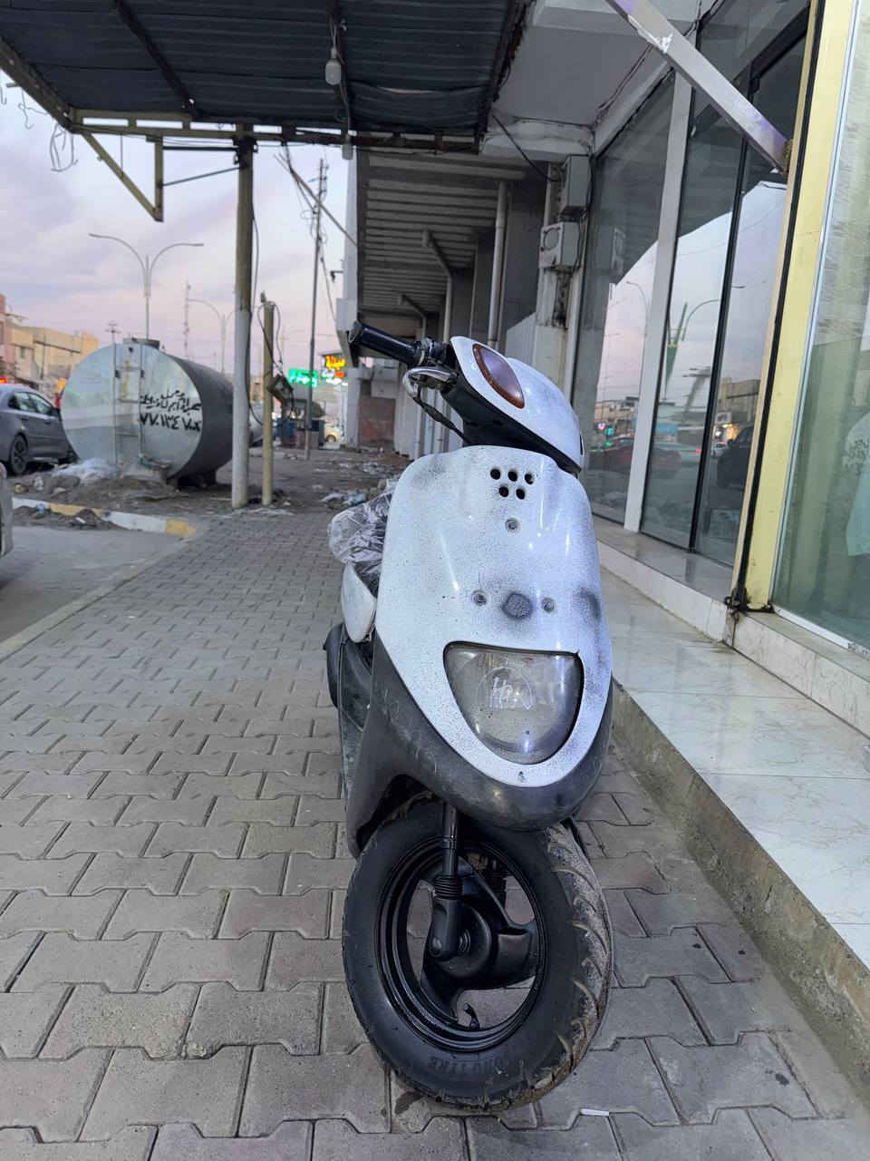 ياماها 5 زروف ياباني ماطور كفاله عامه محرك ناعم مامفتوح كابريتر بلادي كهربائيات وسلف  ودشبول كله شغال شاصي شرط اكسل شرط محرك شرط ماطور كله بل شرط مابيه اي عطل أو نقص سعره 225 بيه مجال قليل ***********
