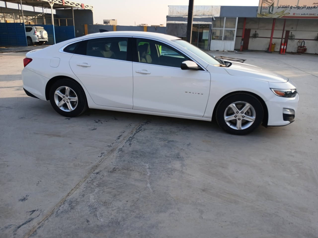 ماليبو ٢٠٢٤ رقم واسط معوقين مكينة ١٥٠٠ تيربو وكالة عامة باسم المشتري 
ماشيه ٢٥ الف كيلو قابلة للزيادة 
ضرر جاملق امامي جهة العبري مبدل و جاملق خلفي جهة السايق نصه بي صبغ 
السعر ١٣٣ قابل للتفاوض 
العنوان كوت الخاجية 
***********
