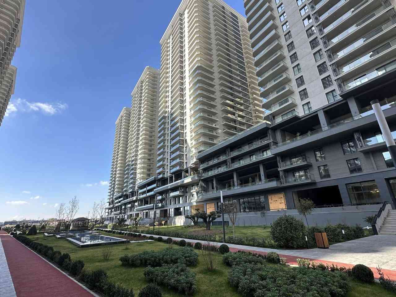 Rami Tower two bedroom for rent 650$ 
WhatsApp ***********

Rami Tower'da iki yatak odalı daire kiralık, 650$
WhatsApp ***********

شقة غرفتين نوم للإيجار في برج رامي، 650 دولارًا أمريكيًا
للتواصل عبر واتساب: ***********

تاوەری ڕامی دوو ژووری نوستن بۆ کرێ ٦٥٠$ 
واتسئەپ ***********
