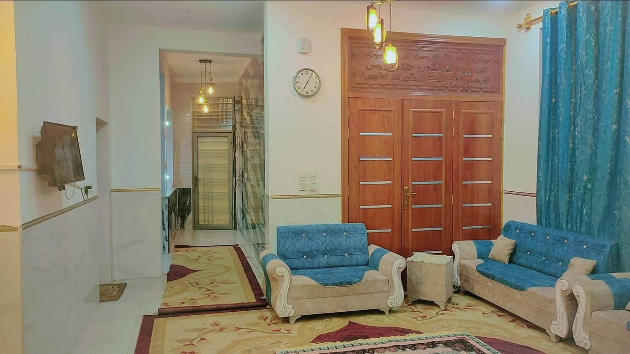 اعلان 
بيت بحي النفط مساحه 200م 
 بناء 2024. يباع  مع الاثاث
يتكون من غرفتين وصاله ومطبخ واستقبال 
 وصحيات داخليه وخارجيه 
بسعر 100 مع المجال 
للاستفسار تفضلوا خاص.


**إذا كنت صاحب هذا الإعلان وتريد حذفه لأي سبب، رجاءا أرسل رسالة إلى الدعم الفني**