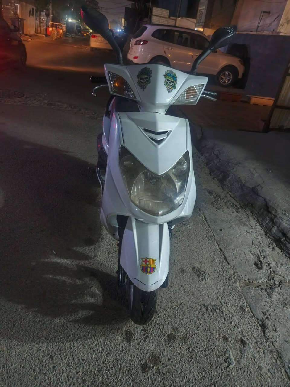 السلام عليكم سكنس فحل ياباني موديل 2013 نوزل خطين قبق نفخ مكينة مكفولة ما مفتوحة ناعمة كاملة من جميع النواحي السعر 900 و بيها مجال المكان بغداد حي العامل رقم الهاتف: ***********
