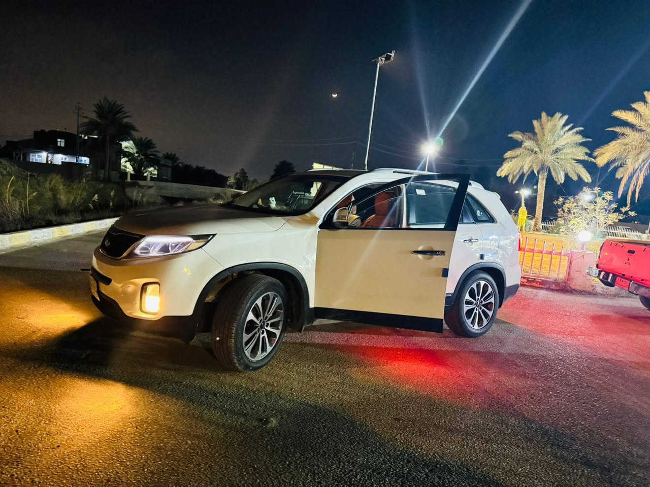 السلام عليكم للبيع كيا سورينتو ٢٠١٥ كويتي بيها شي بسيط موضح بل سونار اثر خدش والباقي كفاله كير مكينه حداديه تبريد كامل من كلشي رقم بغداد للبيع او مراوس حسب القناعه ***********
