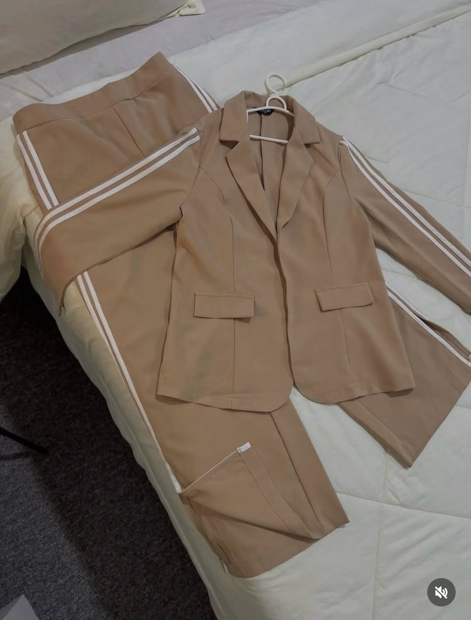 قوط شي ان خامه قطنيه تجنن ثنينهم قياس XL 😍سعر السيت ١٥ الف


**إذا كنت صاحب هذا الإعلان وتريد حذفه لأي سبب، رجاءا أرسل رسالة إلى الدعم الفني**