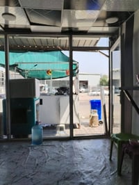 مطعم جاهز • للبيع • شارع معارض