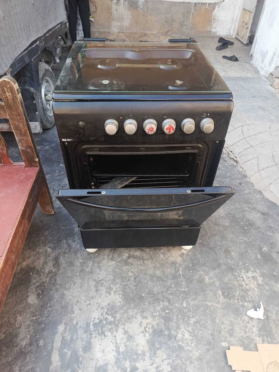 غراض للبيع طباخ شرط شغل 60 بي مجال جربايه 25 بي مجال شراي يتصل ***********
