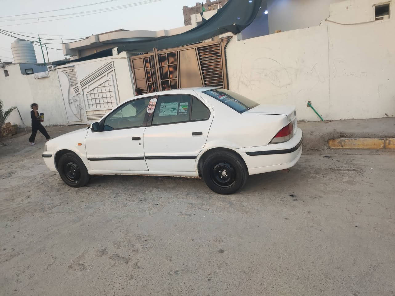 سلام عليكم  سمند للبيع
سيارة جاهزه خير من الله تبريد ثلج شرط تعال بل وحده ظهر شغل تبريد حماوه ربع
موديل 2012رقم انكليزي  مداوره ثاني يوم سيارة حلوه و نضيفه
عوزه بس حداديه باقي مابيه مكينه وكير خير من الله 
***********واتساب
***********
مكاني ناصريه قضاء الدوايه
