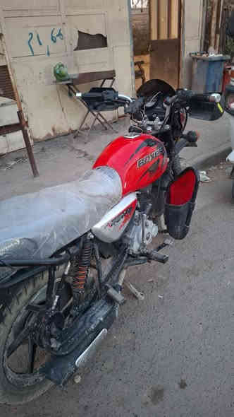 سلام عليكم 
بوكسر موديل : (21)
دراجه خير من الله لا تنقيص ولا تبخير بال واقع احلا من الصور
اوراق استنساخ تكدر ترقم بس تسوي بلاغ (مدفوعه كمرك) 

تواصل واتساب فقط
***********

سعر : 1300 او بيه مجال
