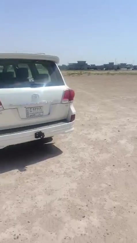 دوانم مقطعه تصير مزرعه 
متتعب عليهه مدفونه ومسيجه 
 موقع حلو مقابيله مجمع سكني 
تريد سكن كلشي متوفر شارع عرض ١٥ متر 
ماء كهرباء متوفر 
الأسعار حسب الموقع 
العنوان الصقلاويه خلف المعهد التقني للإستفسار اكثر اتصل على الرقم 
***********
