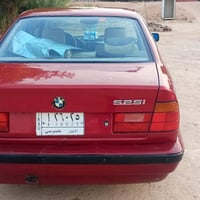 بيئم موديل 1992السياره انضف من لصوره داخل اسود جلد كهربائيات كلها شغال...