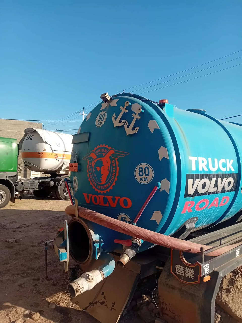 تانكي 22 طن مع مضخه كامله ايطالي سحب ودفع *********** واتساب مكاني ابو غريب
