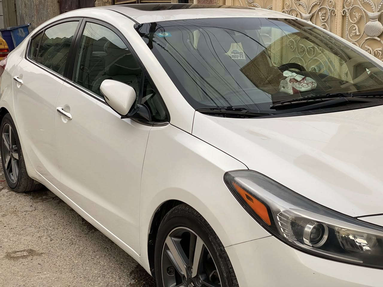 كيا فورتي 2018 أمريكي مكينه Gt فول مواصفات 1/1 ماشيه 76 سوناره موجود الرقم *********** السعر 130 بيه مجال بسيط
