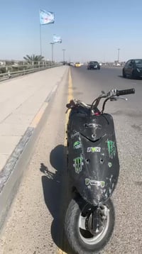 دراجه عصفوريه ٦٠ للبيع الدراجه مثل ما موضح بل فيديو حربيه الدراجه شغال...