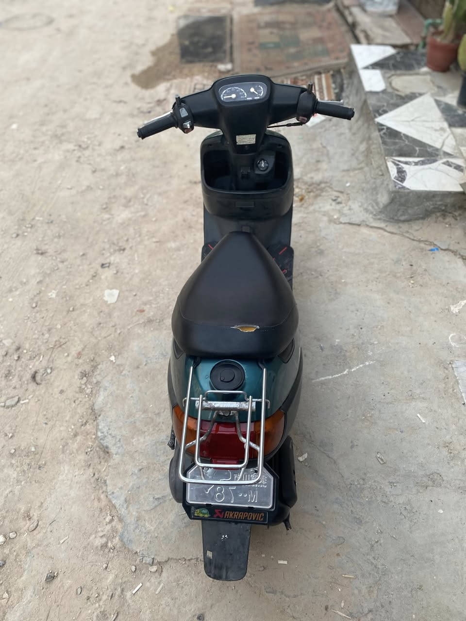 أسلام عليكم للبيع دراجه بطه مديل ٩٩ تك لون زيتوني معدل قوي كفاله عامه وين ماريد افحص وصل معرض موجود شراي خاص او اتصال مو شراي اعبر منشور *********** سعره 600 وبيه مجاال مكاني كربلاء حي نواب.🛵
