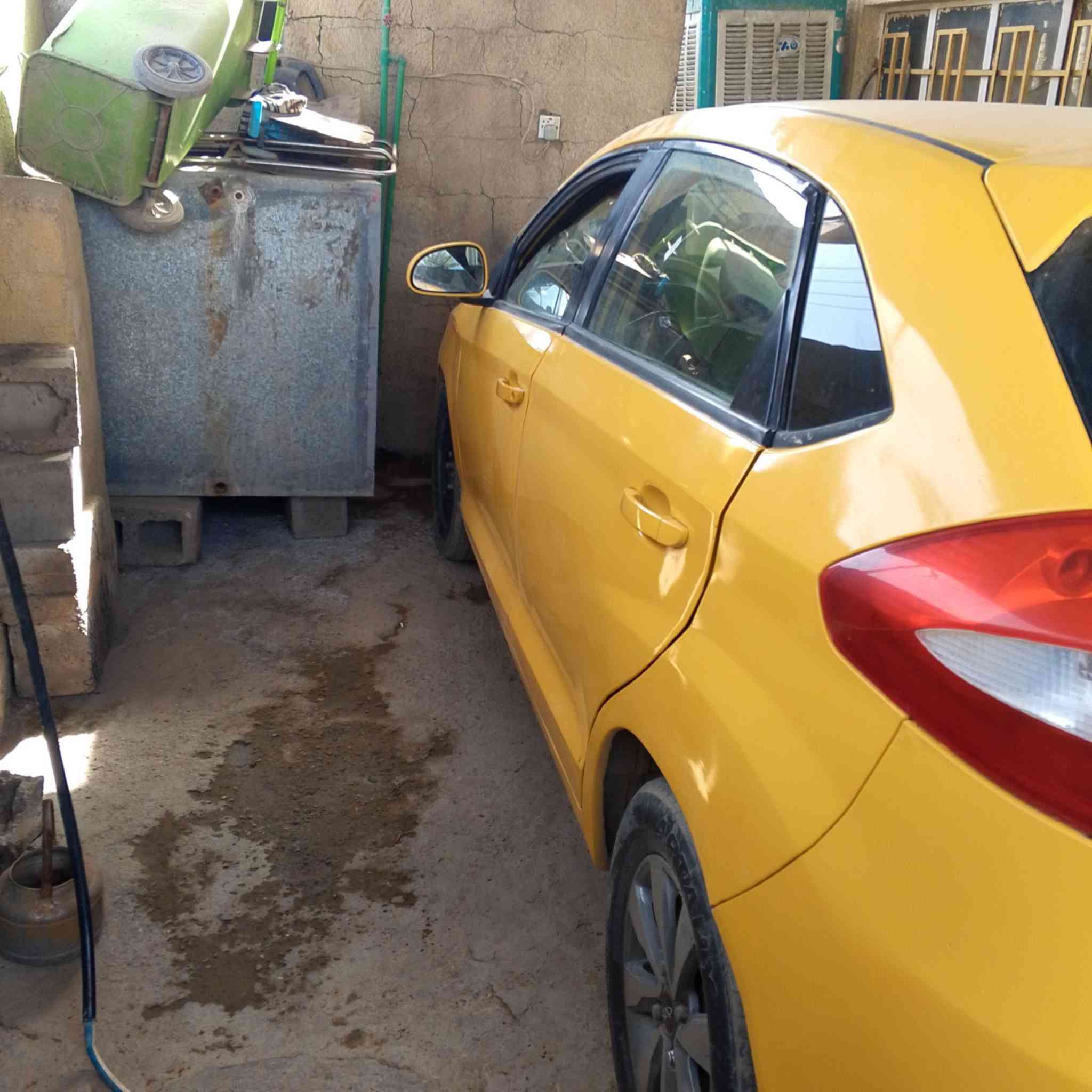 بي واي دي 2011 f3
مكينة لانسر بلادي  وكير مكفولات 
ضربة مابيه 
علية هيئة وغرامات 600 الف 
ينزلن من السعر 
السنوية ل 2027 مشروع وطني
رقمه ذي قار والمالك من السماوة تحويل ثاني يوم 
مكان السيارة الحمزه الشرقي 
السعر 31 بيه مجال


**إذا كنت صاحب هذا الإعلان وتريد حذفه لأي سبب، رجاءا أرسل رسالة إلى الدعم الفني**