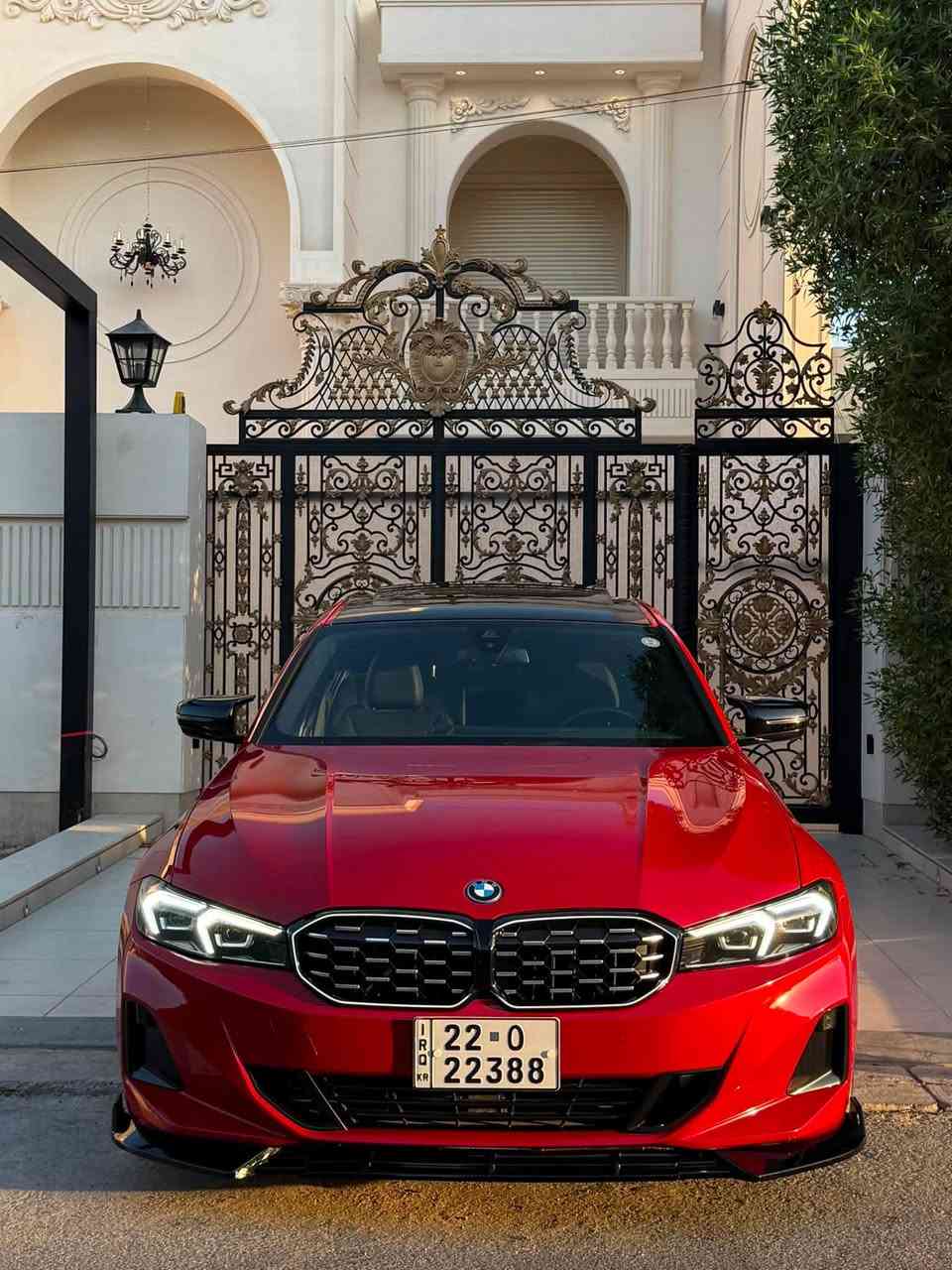 السلام عليكم .
للبيع : Bmw 330e 2023 
٣ انظمة قياده : ( بانزين ، هايبرد ، كهرباء ) 
عداد المسافه : 32.000 
الضرر : السياره مكفوله بدون اي حادث او اي ضرر .
السياره جديده بكل معنى الكلمه بدون اي نواقص بدون اي مسجات ✅ 
تو ويل خلفي 
ومعروفة مواصفات هاي الفئه بل كامل 
موقع السياره / المنصور - الداوودي 
الرقم / ***********
