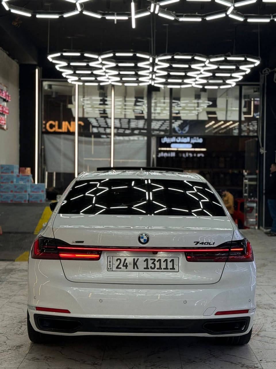 للبيع 
BMW 740i 2022

مواصفات فول للاخير 2022 حجم 740i مميزة جدا 
ابيض صدفي 
 
سونار موجود فقط شبر جملغ صبغ 

أرقى وأفخم نسخة تقدمها شركة
 BMW
  من حيث التخصيص وتفاصيل كثيرة جدا  من الفخامة الداخلية والخارجية والتفاصيل الكثيرة 

الحجم الرئاسي BMW 740 – موديل 2022 
محرك V6  3.0 توين  توربو 
بانزين ارغب محرك بيها 

محرك جبار ماشاء الله من ناحية النعومة والسحب وبنفس الوقت اقتصادي
‎
المواصفات:
ViP باب طويل خلفي يعني رئاسي 
‎فول مواصفات 1/1
بانوراما 
‎رادار امامي وجانبي وخلفي  لمسافة الطريق
‎داخله مشمشي     
جميع الابواب والصندوك شفط ‎
كوشنات ديزاينو
‎خمس كاميرات
مع نضام ركن الية وقيادة ذاتية 
‎نظام داتا شو مقابل السايق 
بردات ابواب كهرباء 
‎حساسات 360 درجة ،
شغال عن بعد 
‎بصمة إلكترونية
‎لايتات زينون متحركة مع ستيرن
‎مرايات رادار
‎ويل حجم 20 إنج بلادي
‎فتحه 

انظمة قيادة سبورت وجبلي وايكو 
اقتصادي وكثير جدا من الانظمة
‎تحكم ستيرن فوليوم
 

‎نظام Auto Stop
‎إنارة داخلية 10 ألوان LED
‎نظام تعليق هيدروليك (الجگات تصعد وتنزل)
شاحن واير ليس 
يعني مليانه مواصفات للاخير بيها بعد هواي ناسي اذكرهن 

السياره للامانه ترايها كأنما صفر من جميع النواحي 

‎السيارة حادثها بسيط    محرك الى كافة التفاصيل استخدام 
نصبة السيارة ووضعه جدا جدا حلوه للامانه من داخل وخارج وباقي التفاصيل الاخرى 

تحويل مباشر باسم المشتري

الموقع : بغداد 

رقم صاحب السيارة 
***********
متوفره كافة تفاصيل السيارة على واتساب مع سونار 
.السعر 415 وبي مجال بعني 4 شده و 15 ورقه
