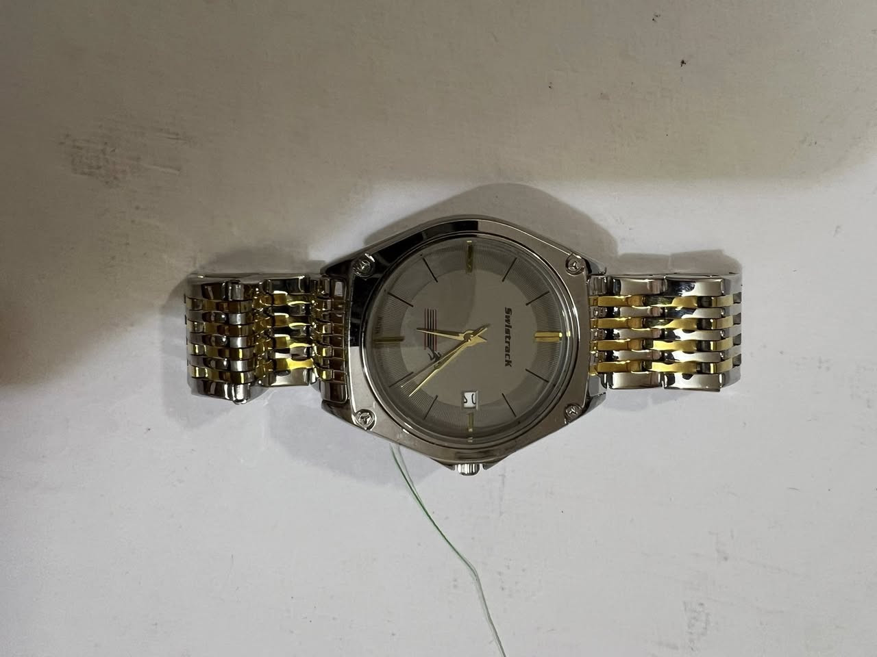 مجموعه ساعات للبيع كل ساعه بسعر خاص


**إذا كنت صاحب هذا الإعلان وتريد حذفه لأي سبب، رجاءا أرسل رسالة إلى الدعم الفني**