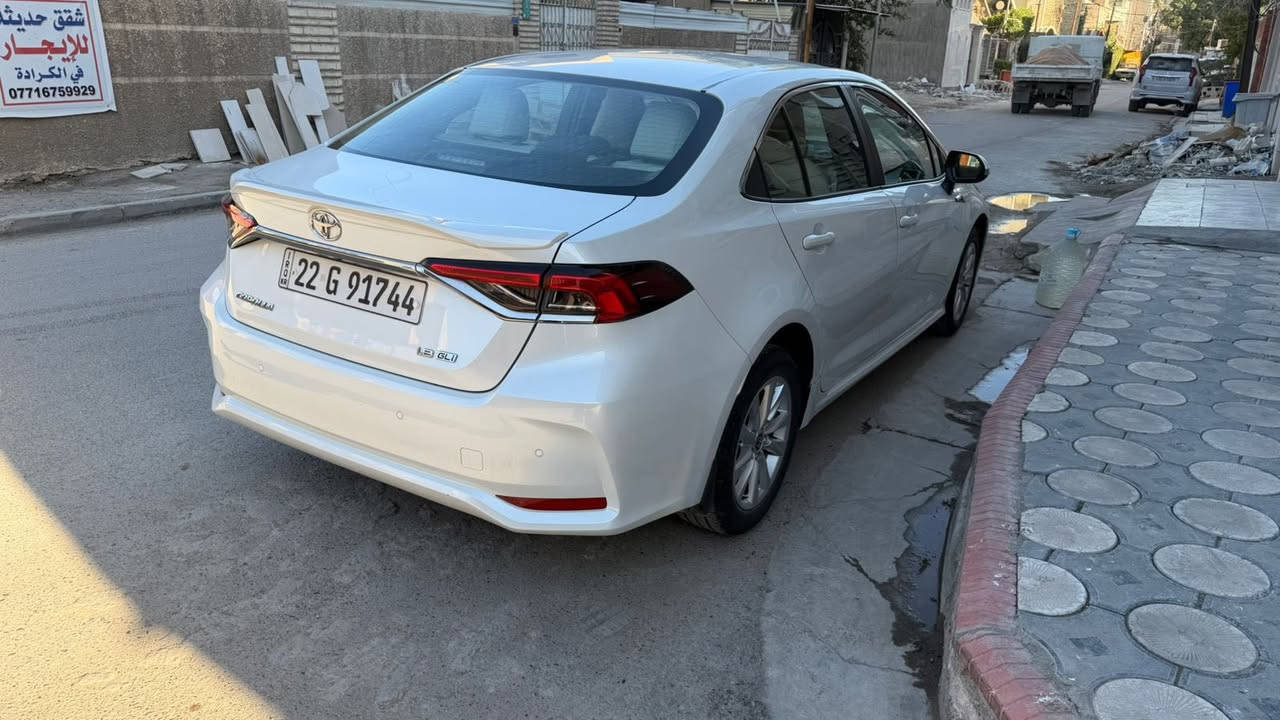 تويوتا كوريلا ساس ماشيه 15 الف فقط بحالة الزيرو مكفوله السياره مكانها بغداد سعرها 192 ورقه يعني تقريبا بل عراقي 27 مليون ونص بانزين فقط وكاله 
***********
