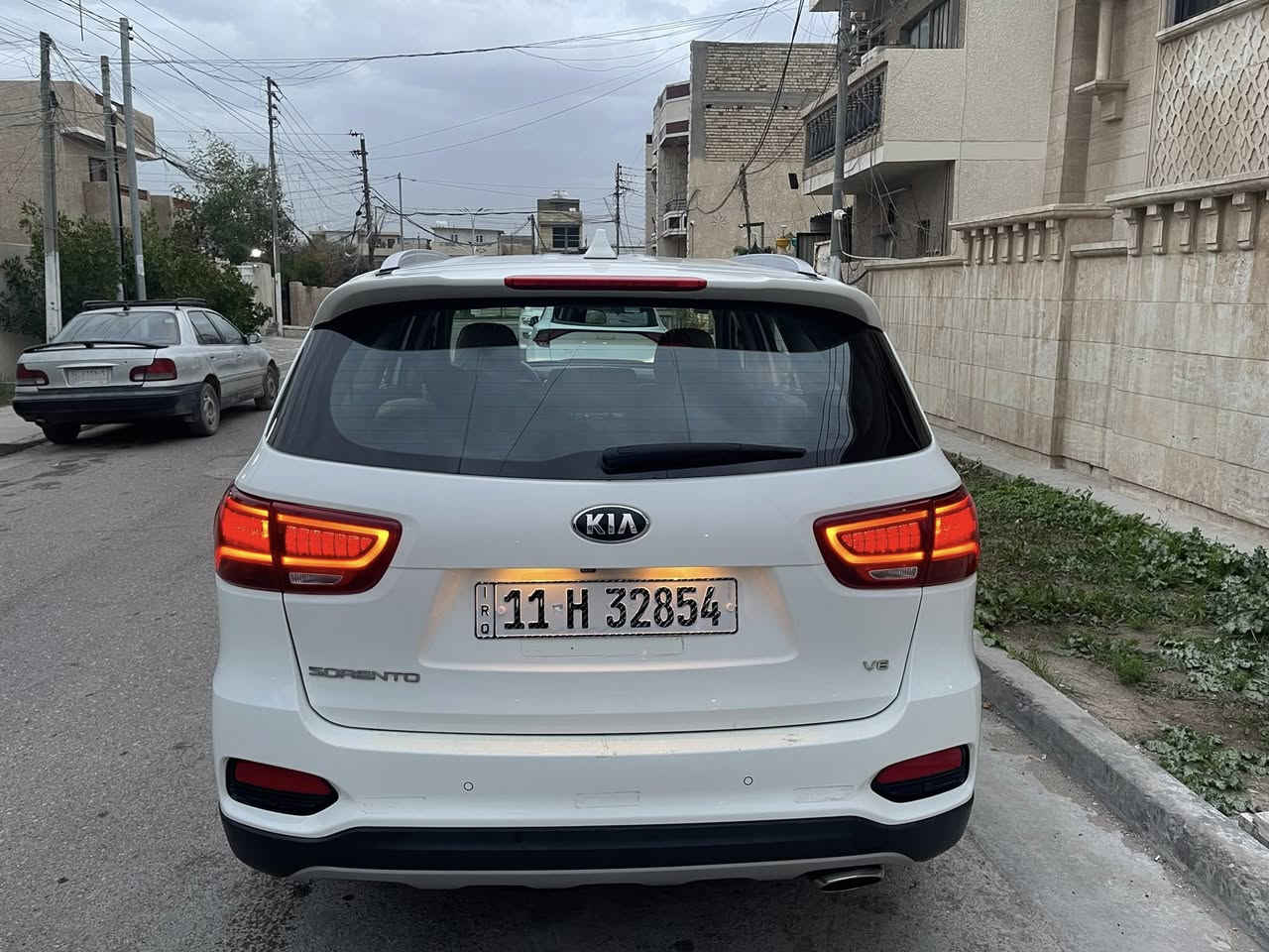 كيا سورنتو خليجي موديل 2020 رقم بغداد باسمي محرك 6 سلندر مكفوله من الضربه والصبغ بيه بارد شويه بلباب ورصعه بل بنيد ماشيه 68 حقيقي سياره جديده مواصفاته كشنات جلد 7 راكب جنطه كهرباء زنون لدات لردات خلفي تبريد 3 قطع حساس امامي خلفي مكاني بغداد الاطباء السعر 260 
  

***********
