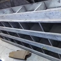 البصرة الهارثة • رفوف • ميز مكتب