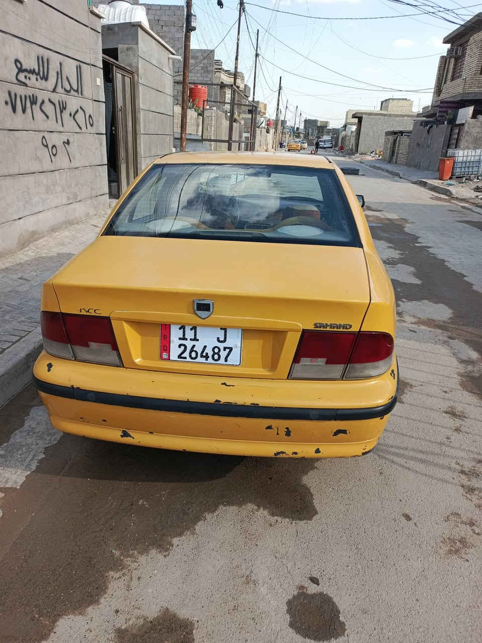 سمن 2010ناطق مكفوله من الظربه والصبغ فقط الدوسه بيها شوية صبغ رقم بغداد انكليزي 
سيارة جاهزه كل نقص مابيها كهربائية شغاله كلهن صدر امامي خلفي جديد بيدي مسوي قبل شهر   بسمي تحويل ثاني يوم  مصفره هيه وغرامات السعر 28مال بيع   المحرك بي خيط بخار  خيط بخار فقط  الي يرغب ***********
