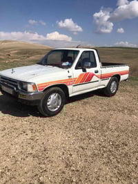 هايلوكس • ١٩٩٣ • صلاح الدين