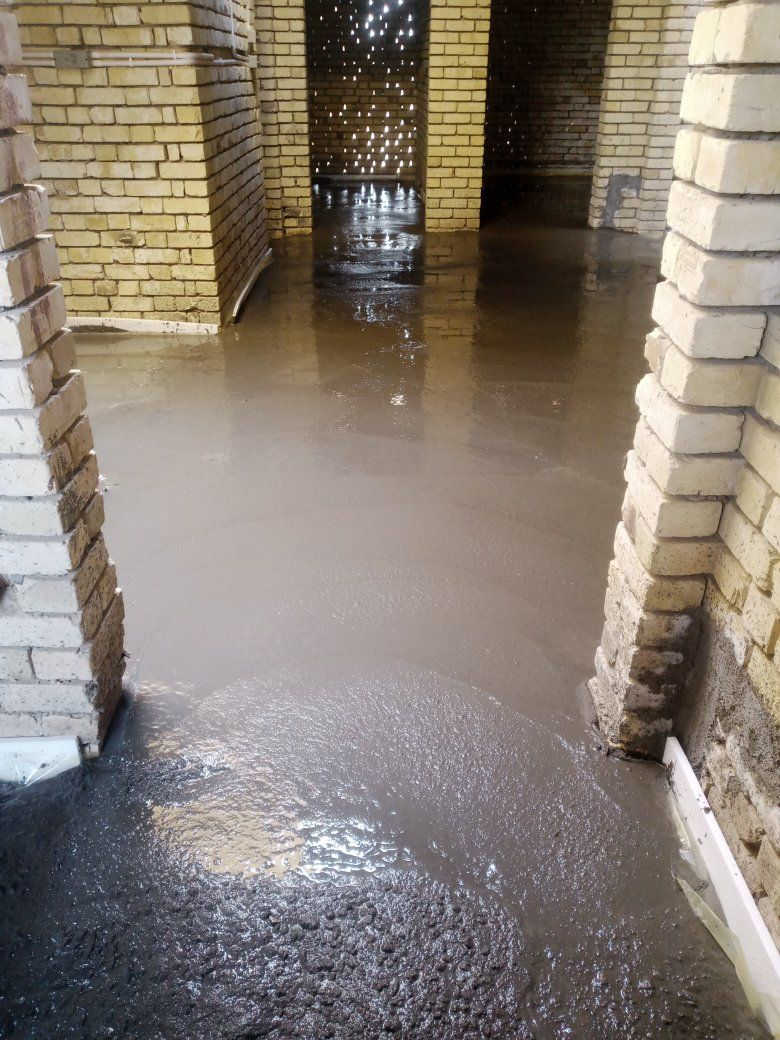 ***********السلام وعليكم  اي شخص محتاج صب رباط او صب البيت من الداخل اوصب فوك تصليطه يرسلني كادر كامل من خباطه وعمال شغل نضيف ***********وتساب.
